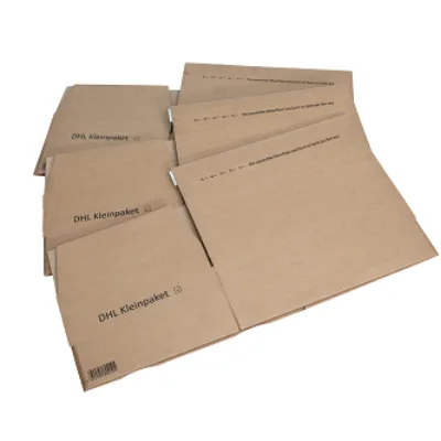 DHL Kleinpaket zusammen gefaltet